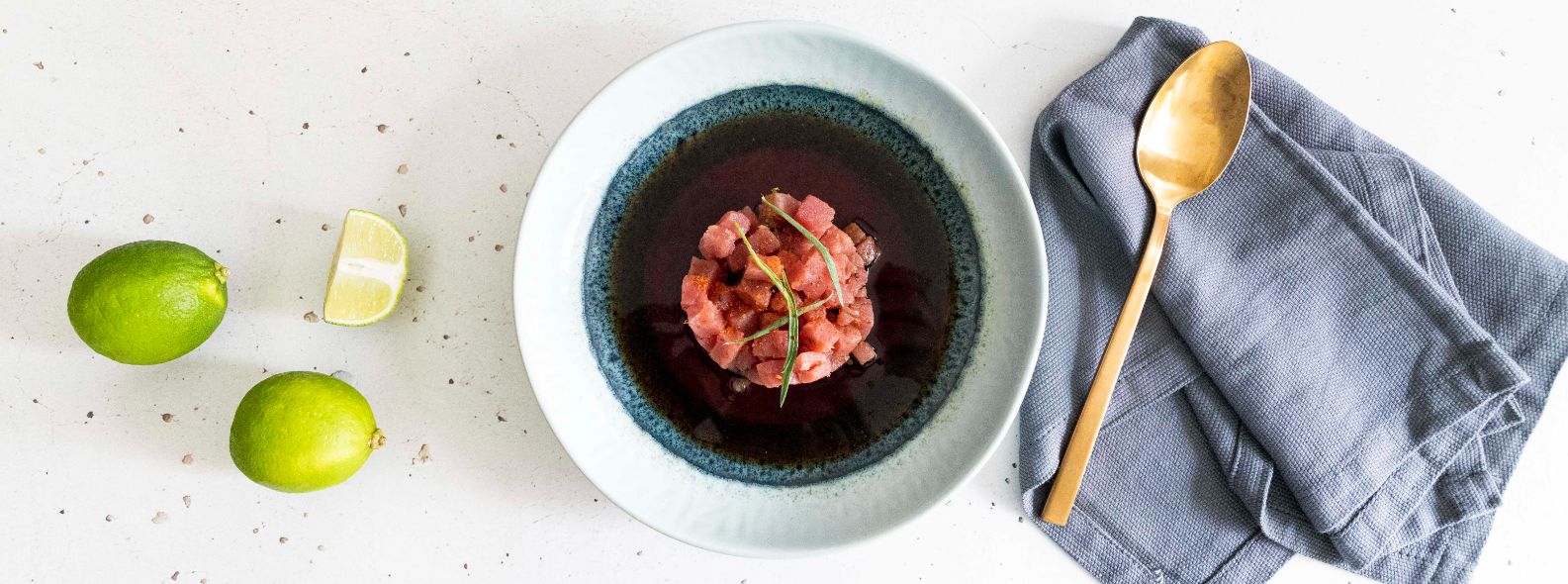 Tartare Di Tonno Con Avocado E Pomodorini Saporie