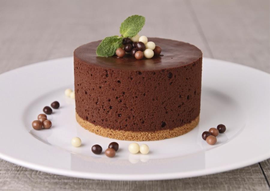 Torta Con Mousse Di Cioccolato Saporie