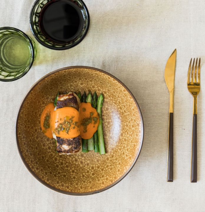 Filetto Di Gallinella In Padella Con Asparagi E Pomodorini Saporie Com Saporie